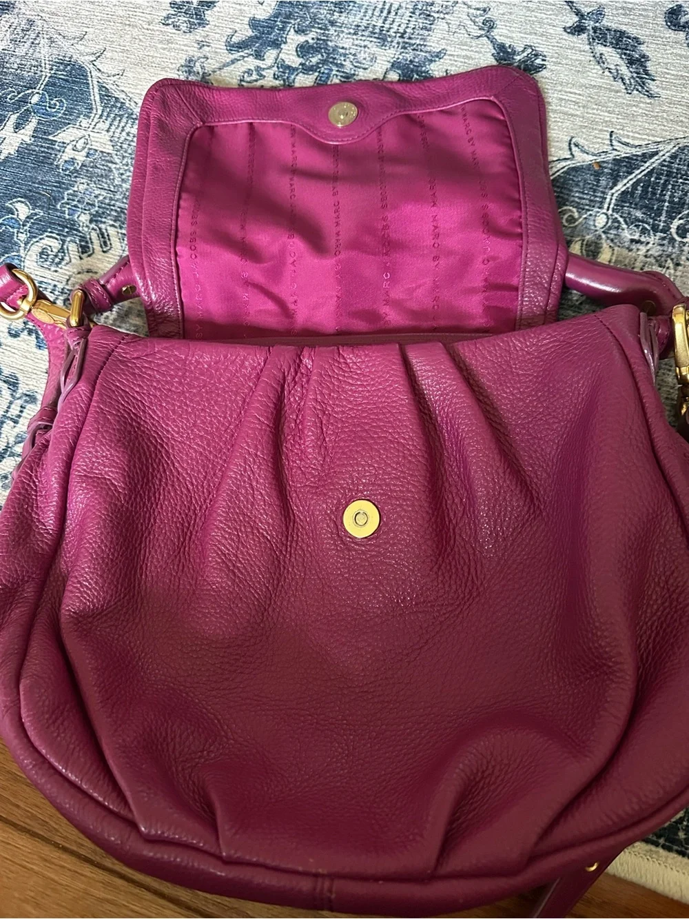 Marc Jacob’s Convertible Crossbody Bag - Picture 3 of 7